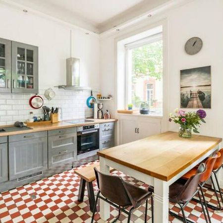Grosszuegige Altbauwohnung In Bestlage Hamburg Exterior foto